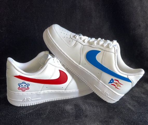シューズ Nike Air Force 1 \"Puerto Rico\" 26.5 Nike Air Force 1 'Puerto Rico' White Sneakers, Size 3.5 / 5W