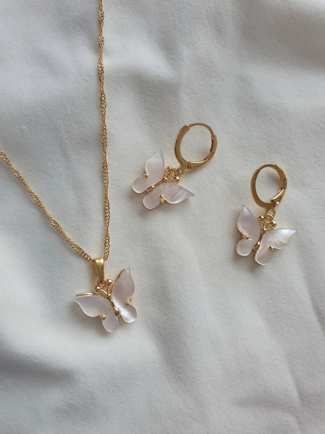 Butterfly Set Joyería Encanto mariposa beige collar de Etsy