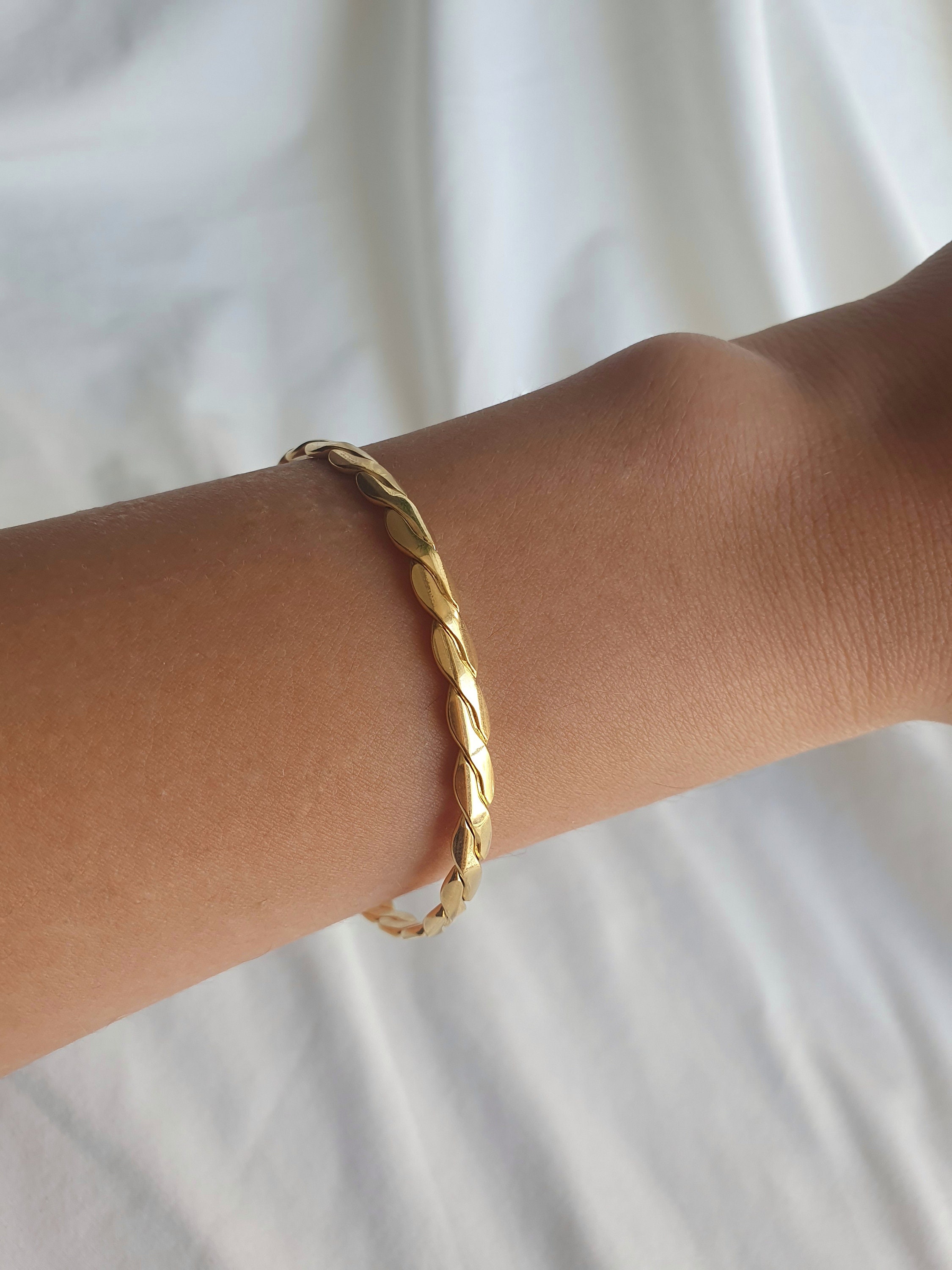 【関税込み】Aurelia Cuff / Narrow Season 6 Gold-Plated Aurelia Cuff / Narrow Season 6 Gold-Plated