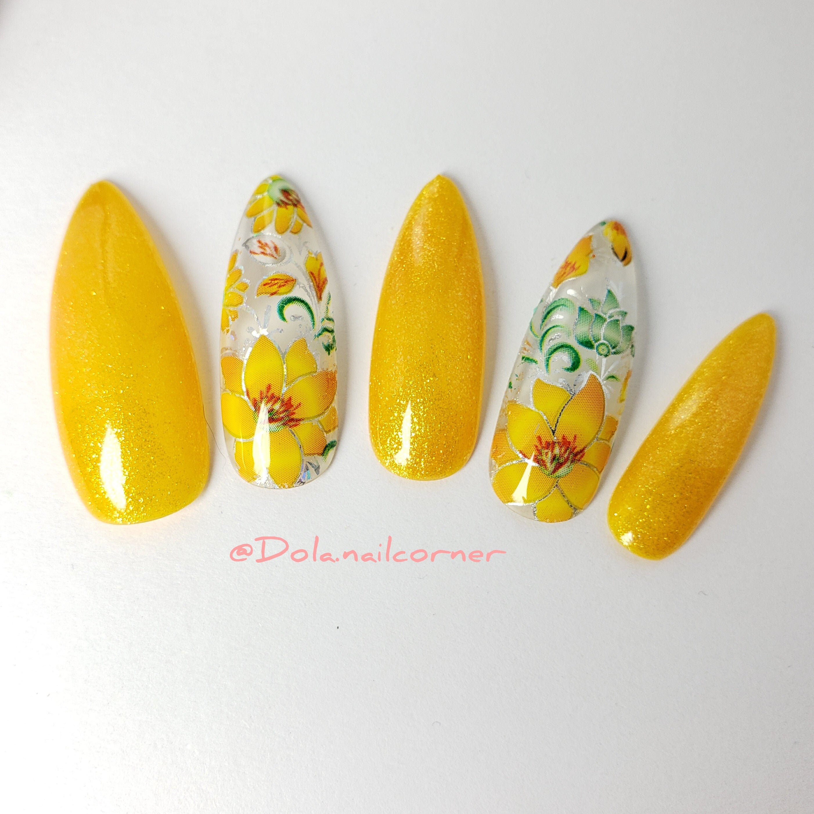 Garden in Yellow Set 10 Nails Luxury Press on Nails - Etsy