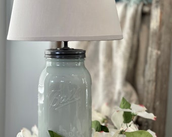 Modern Farmhouse Glass Mason Jar Lamp