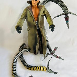 Vintage Spider-Man 2 Dr Octopus 12 inch Figure