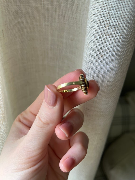 Vintage 14k Gold Garnet Halo Ring - image 7
