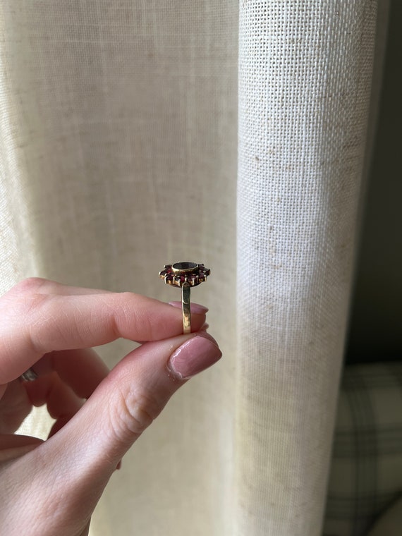 Vintage 14k Gold Garnet Halo Ring - image 6