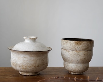 Set da tè Gaiwan in ceramica fatto a mano/ Gaiwan in porcellana bianca rustica con tazze da tè abbinate/ Set da tè Gongfu/ Regalo per la cerimonia del tè tradizionale cinese