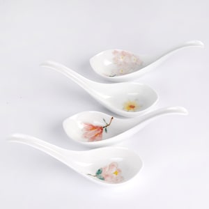 Chinese Soup Spoons,Cherry Blossom Sakura Soup Spoon,Floral ceramic Spoons,Ramen spoon,Christmas Gif,Gifts for her