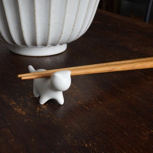 Adorable White & Black Ceramic Cat - Cute Figurines Animals Miniature Outdoor,Ceramic Chopstick rest - Ornament - chopstick holder - Tea pet