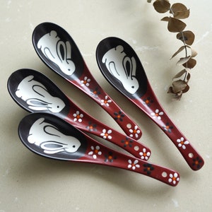 Hand painting rabbit spoons,Chinese Ceramic Spoon, Red spoon, Ramen spoon, soup spoon, short spoon retro household,Asian Spoon,Bunny spoon