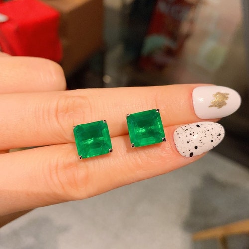 Handcrafted Natural Neon Green buying Colombian Emerald square