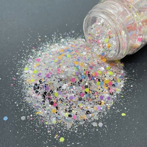 Mélange de grosses paillettes néon irisé, travaux manuels en résine, décoration d'ongles