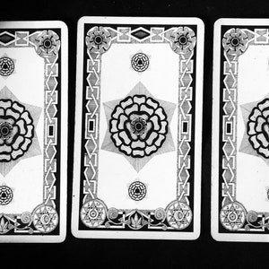 Leitura de tarô de três cartas - resposta em um dia útil por mensagens ou e-mail