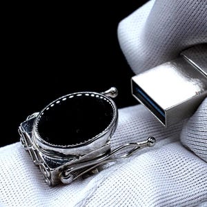 Bague espion avec onyx noir et clé USB cachée de 64 Go