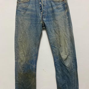 Size 31x30.5 Vintage 90s Levi&#39;s 501 Distressed Faded Jeans Levi&#39;s Light Wash Jeans Levi&#39;s 501 Button Fly Denim Levi&#39;s Mom Denim Ripped W31