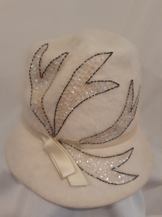 Vintage Cloche Hat