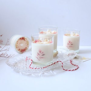 Floral Soy Candle: Dried Flower Scented Candle, 7 Oz