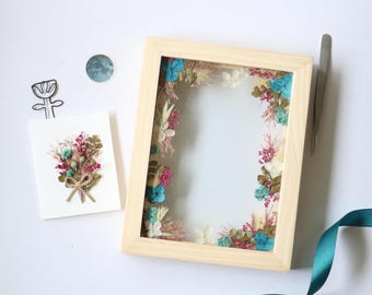 Custom Pressed Flower Wood Photo Frame: Teal & Blue Floral (9"x7")