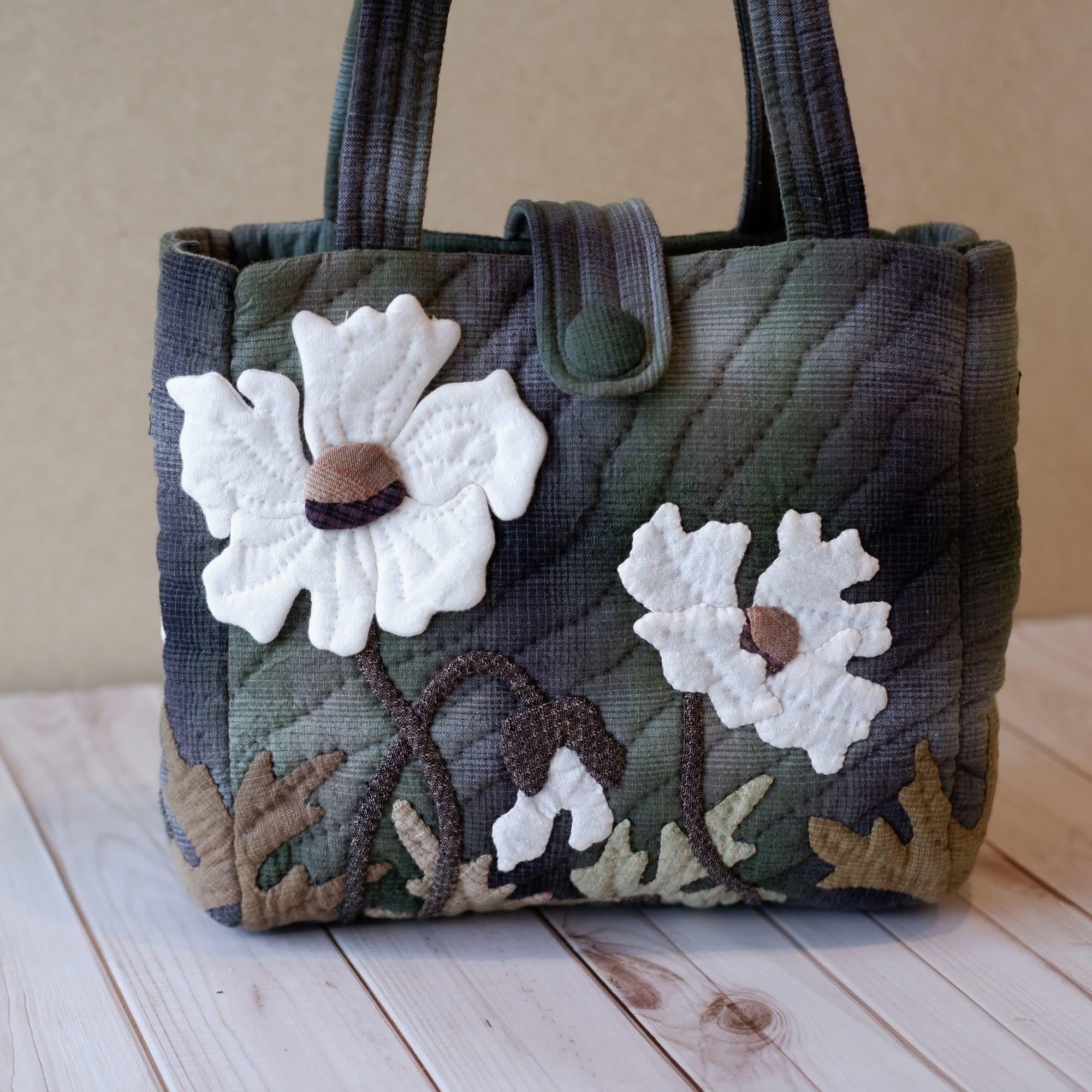 Japanese Patchwork Quilted Shoulder Bag: Handmade Floral Crossbody