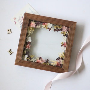 Pressed flower Photo Frame/Custom Wood Frames - Floral Garden - Mother's Day/gift for her/ Birthday/Holiday/Wedding/Chrismas (7"x7" Walnut)