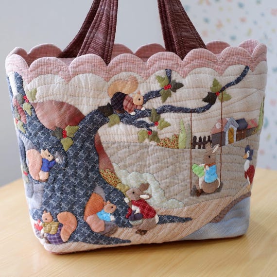 Japanese Patchwork Quilted Shoulder Bag: Handmade Floral Crossbody