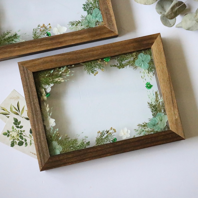 Custom Pressed Flower Photo Frame: Green Garden Walnut Wood (9x7) - Etsy