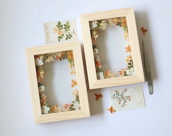 Custom Pressed Flower Wood Photo Frame – Personalized Botanical Art (5x7" Frame)