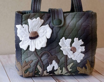 Japanese Patchwork Quilted Shoulder Bag: Handmade Floral Crossbody