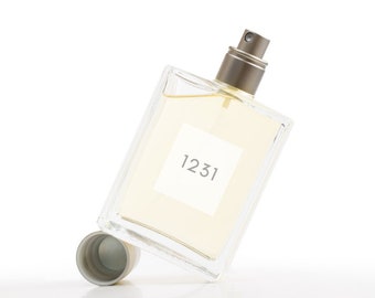 1231 - Vanilla Almond Amber Perfume for Women - A seductive blend of warm vanilla, nutty almond, and earthy amber notes