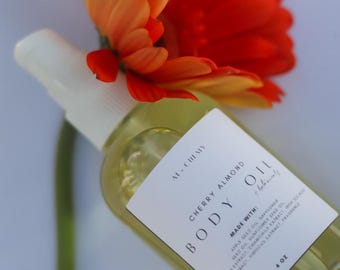 Vanilla Body Oil: Organic Plant-Based Moisturizer