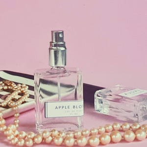 Apple Blossom Freesia Parfym: Clean Floral Fragrance - Eau de Parfum
