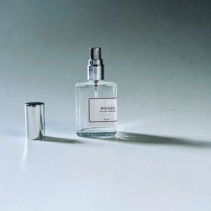 Woods Perfume - Natural Woody Fragrance for Men and Women - Woody, Earthy Cologne - Unisex Genderless Scent
