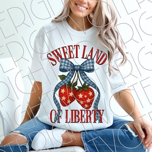 4 de julho PNG, download digital de coquete de morango Cottagecore com estrelas, design de camiseta patriótica vintage Berry Sweet Land of Liberty