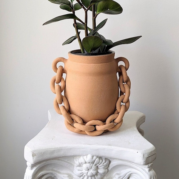 Handmade ceramic planter with a chain and saucer | ceramic flower pot | succulent planter | Pottery plant pot | Terracotta planter with dish