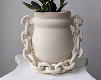 Handmade ceramic planter with a saucer | Chain pot | Flower pot with a dish | succulent planter | home decor | gardening pot | shelf decor