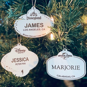 Décoration badge nominatif inspiré de Disney et Universal