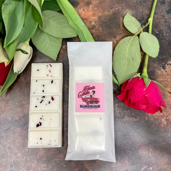 ROSE AND OUD Wax Melts | Soy Wax Melts | Handmade Soy Wax | Strong Scent, Natural Soy Wax Tarts | 100% Vegan, Eco Friendly & Cruelty Free