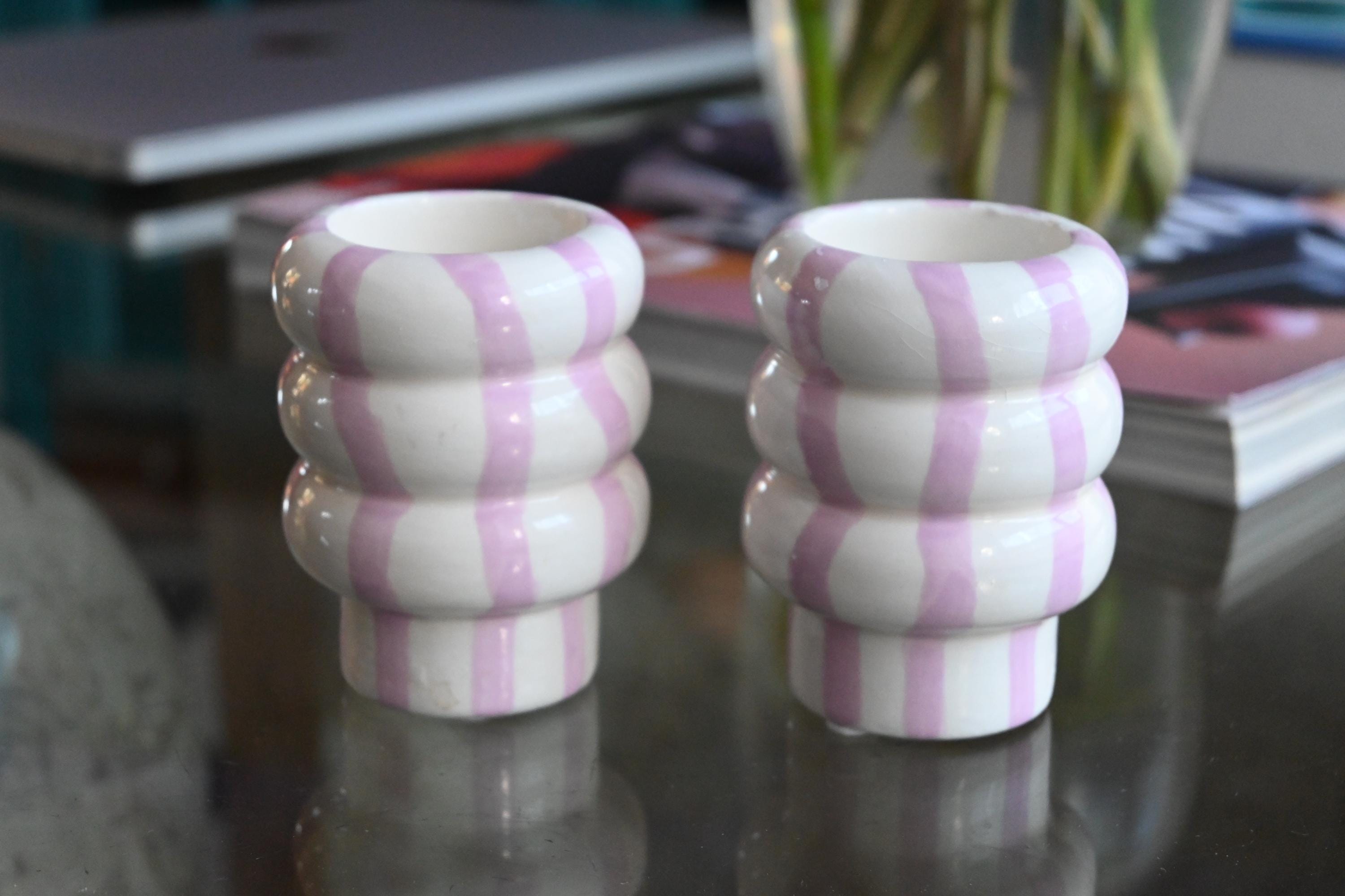 Paire De Grands Vases / Pots / Bougeoirs En Céramique Rayés Multicolores