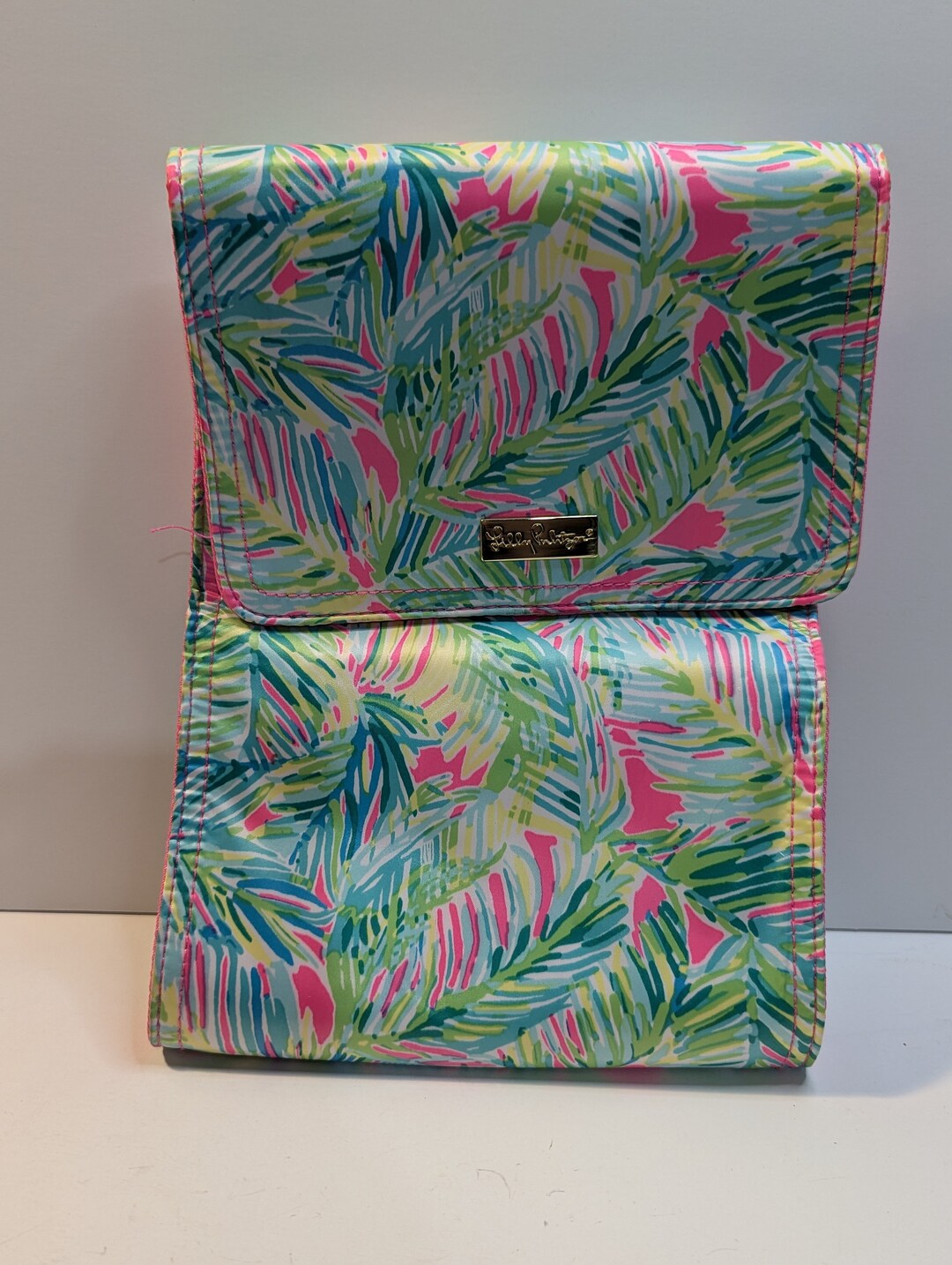 Lilly Pulitzer Travel Toiletry Bag with Handle, Pockets, and Zipper, Hanging Travel Organizer for Makeup and Toiletries, Just a Pinch Lilly Pulitzer Travel Toiletry Bag with Handle, Pockets, and Zipper, Hanging Travel Organizer for Makeup and Toiletries, Just a Pinch