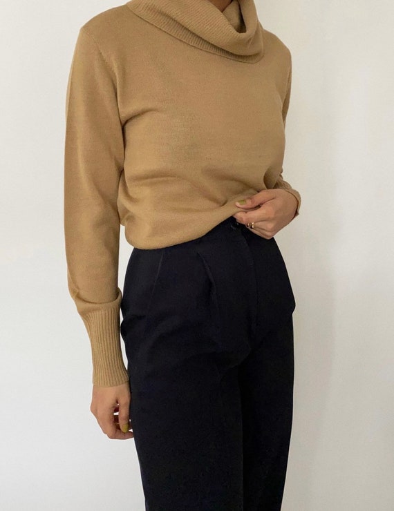 Vintage ‘90s Quality Tan Knit Turtleneck