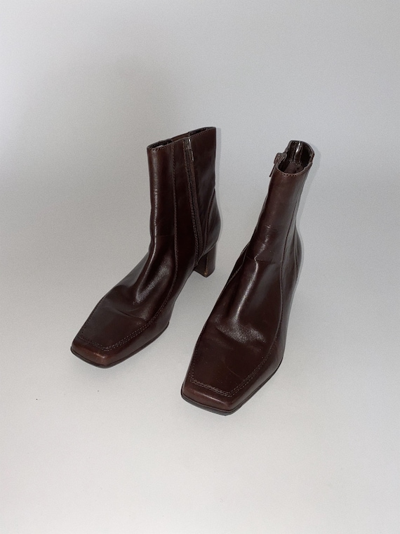 Vintage ‘90s Brown Ankle Boots