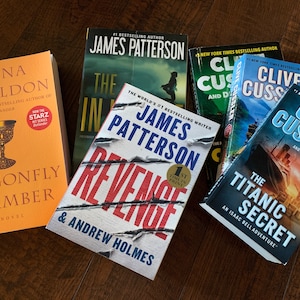 Paperback Mystery/Thriller/Adventure Books