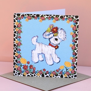 Pequeno Cordeiro Fofo Kitsch Floral Bonito Cartão de Saudações Msdre Quadrado de 15cm. Impresso no Reino Unido