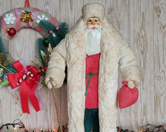 vintage grand décor du Nouvel An Ded Moroz Décor d'hiver Père Noël en coton et papier Père Noël ukrainien Un jouet sous le sapin de Noël