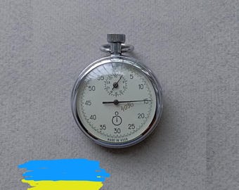 Alte funktionierende Stoppuhr Mechanische Taschenstoppuhr Taschenstoppuhr UdSSR Rote Stoppuhr Mechanischer Kurzstoppuhr Kleine Stoppuhr