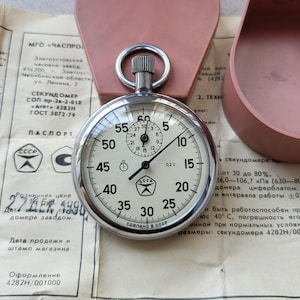 Stary radziecki mechaniczny stoper. Mechaniczny timer