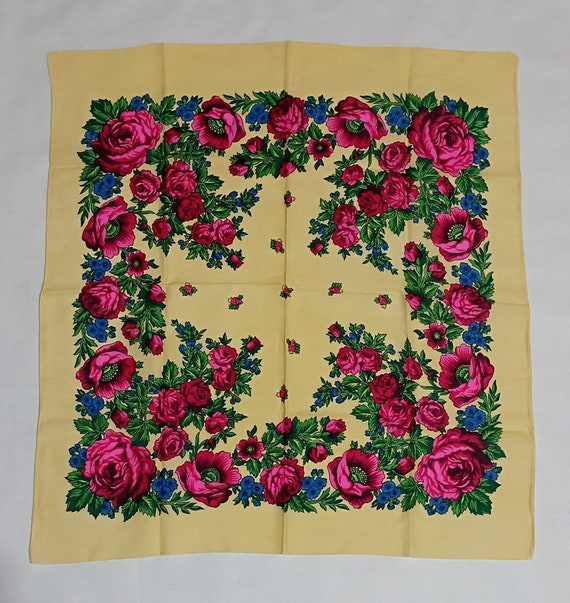 5 vintage shawls Woolen scarves of different colo… - image 3