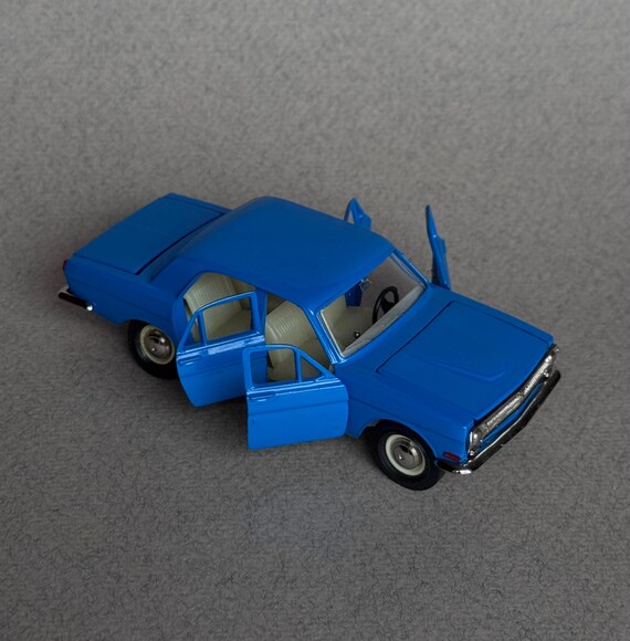 Voiture Police Volga Gaz 24 URSS – Miniature 1/43 (métal, Russe)
