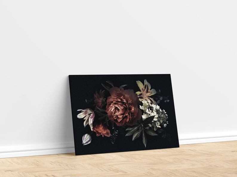 Op de afbeelding: Een set van drie keramische mokken met een gespikkelde, matte afwerking. De mokken zijn in cr&egrave;me, lichtgrijs en donkergrijs. Elke mok heeft een eenvoudig, minimalistisch ontwerp en een afgeronde handgreep. Voor koffie of thee.