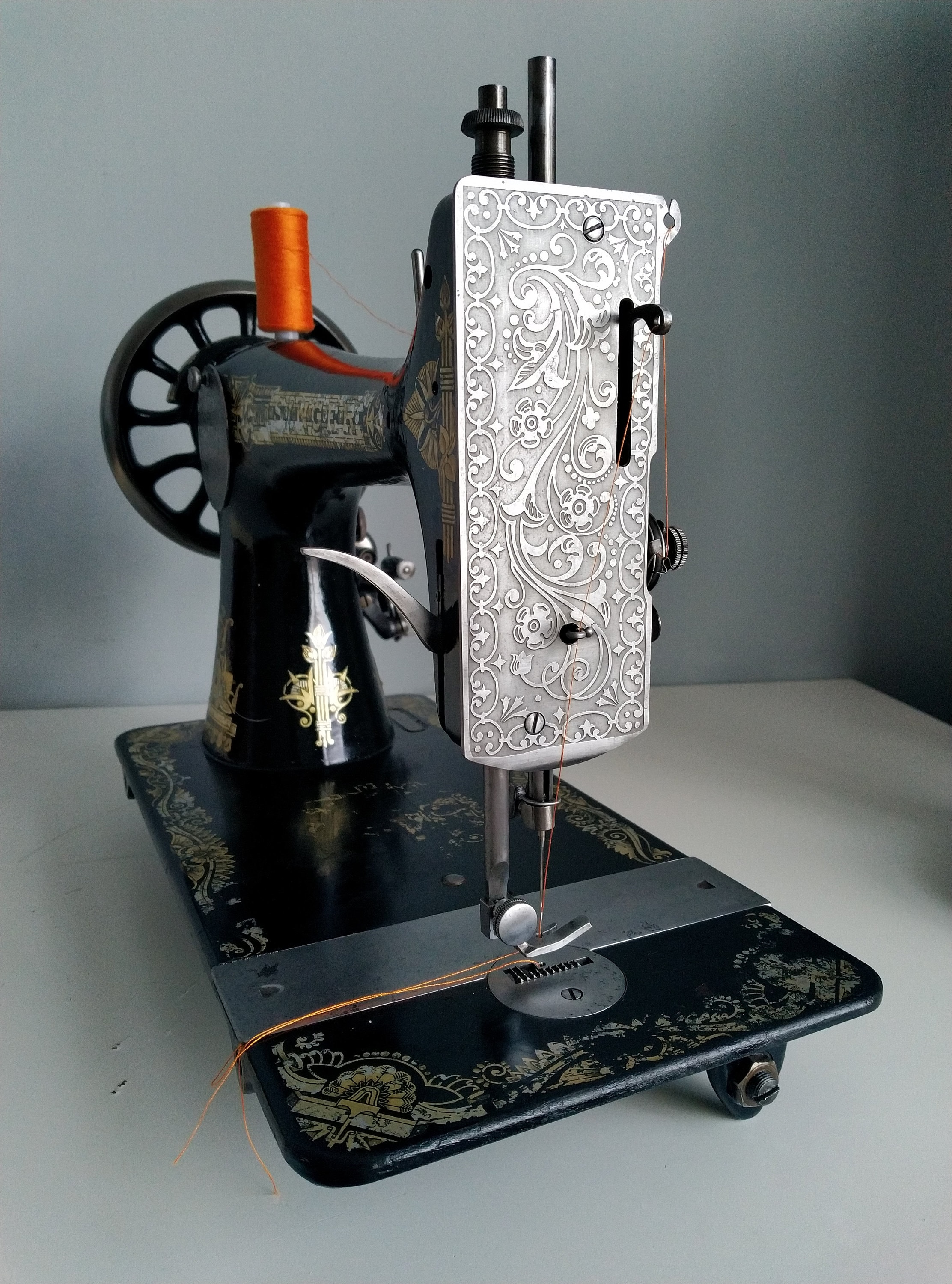 SINGER Model 28 動作品 手廻し アンティーク ミシン 1907製 SINGER Model 28 動作品 手廻し アンティーク ミシン 1907製