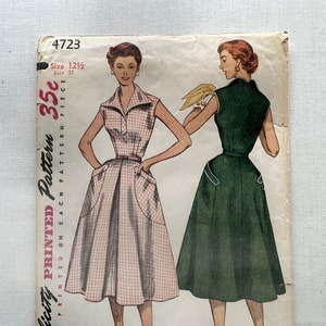 Simplicity 4723 / Sleeveless  Dress with Wide Pointed Collar / Huge Pockets / Size 12.5 BUst 31 / 50s Vintage Sewing Pattern