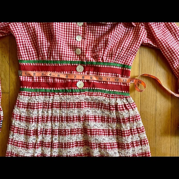 70s Vintage Red Gingham and Lace Dress - image 6